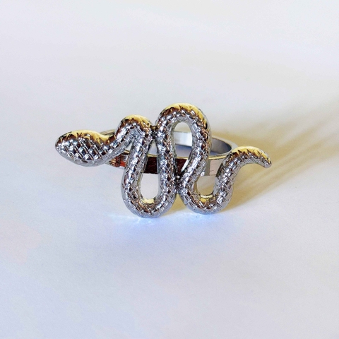 Ring rắn bạc