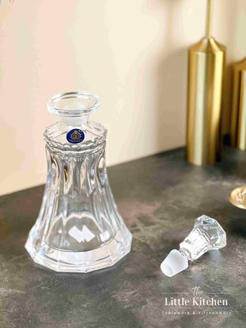 Bình rượu thuỷ tinh