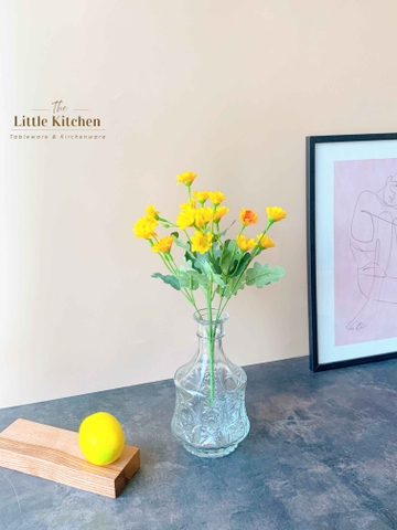 Cành hoa cúc vàng