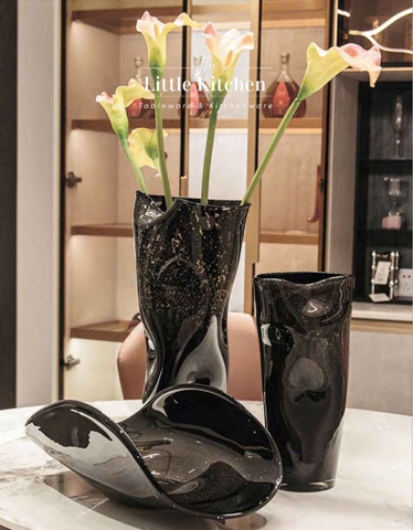 Bình thủy tinh đen