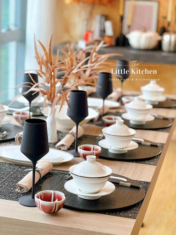 Set tiệc sup đen trắng nhà hàng