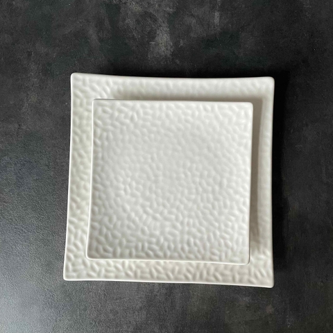 Bộ đĩa nhà hàng cao cấp màu trắng họa tiết viền lõm