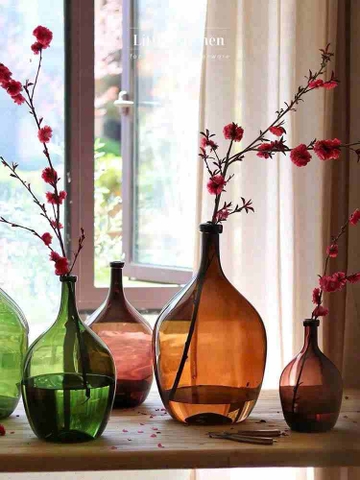 Bình thuỷ tinh bầu nâu