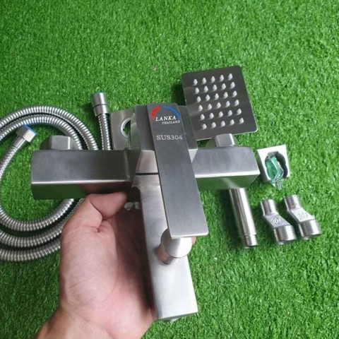 Bộ vòi sen tắm mẫu vuông inox 304 mờ LANKA mã CS08