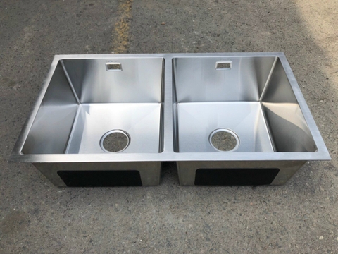 Chậu Rửa Chén 2 HỘC INOX 304 Âm Bàn LOẠI Dày LANKA-8346DT