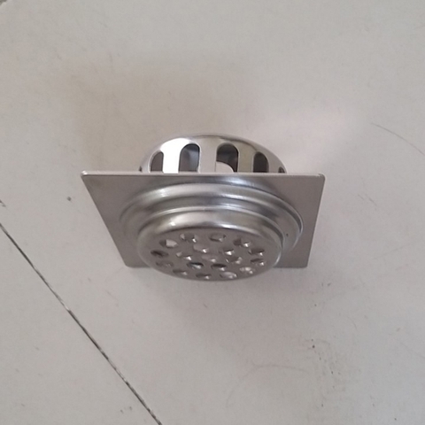 Phễu Thoát Nước Sân Thượng INOX 304 PT05