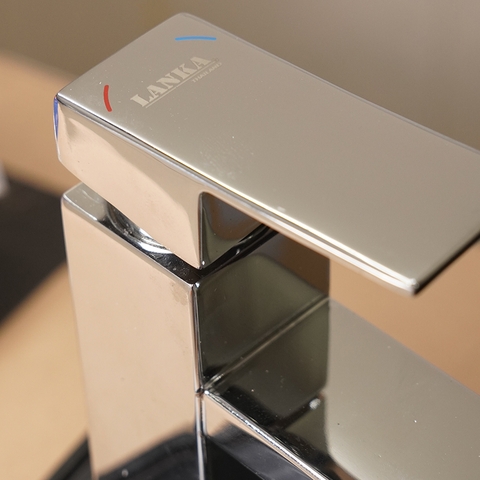 Vòi Lavabo Vuông Nóng Lạnh Đồng Thau Mạ Crome Cao 3 Tấc LANKA LBNL20