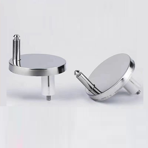 Chân của nắp bồn cầu