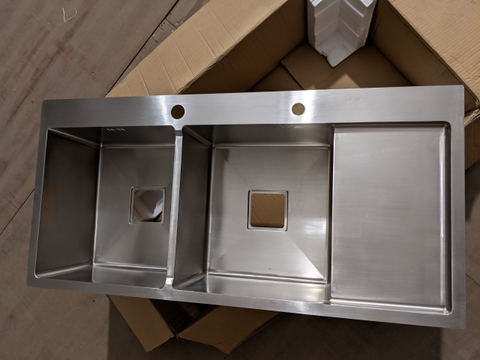 CHẬU RỬA CHÉN 2 HỘC 1 CÁNH CHỜ INOX 201 LANKA