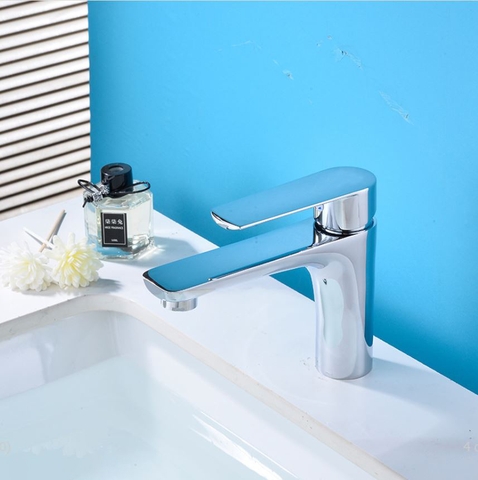 Vòi Lavabo Inox 304 Crom Mỏ Dài 2 Tấc Nóng Lạnh LANKA LBNL07