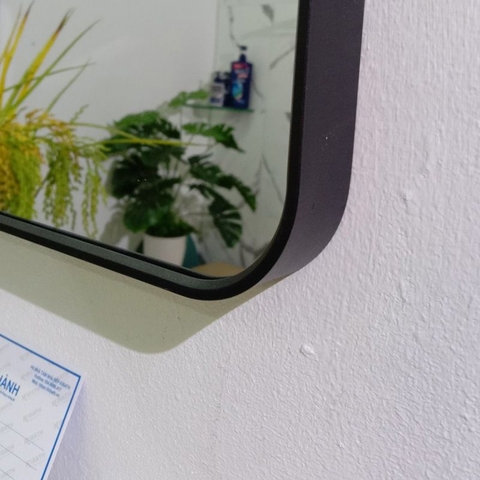 Gương Phòng Tắm Vuông Viền Sắt Sơn Tĩnh Điện Đen Lanka GS09