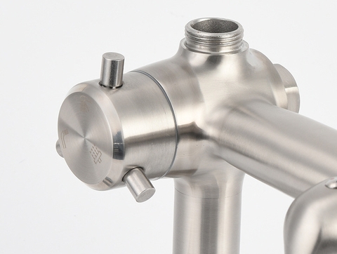 Vòi sen tắm đứng tròn inox 304 loại dày, vòi sen tăng áp LANKA mã SC26
