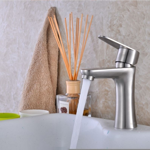 Vòi Lavabo Tròn Nóng Lạnh Inox 304 LANKA LBN03