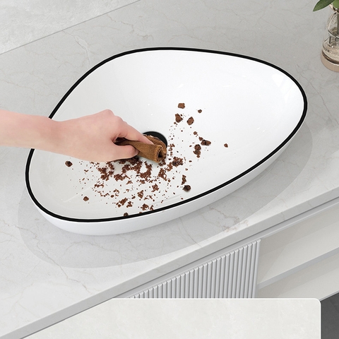 Chậu Lavabo Đặt Bàn Mẫu Tam Giác Viền Đen Lanka LB39