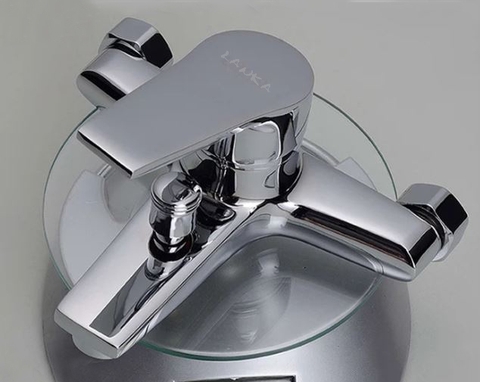 Vòi sen tắm nóng lạnh đồng thau sáng bóng Lanka mã CS07