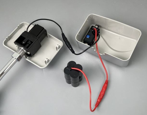 Bộ phụ kiện van xả cảm ứng tiểu nam 03 LANKA