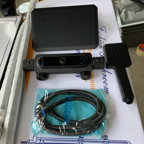 Sen Cây Chỉnh Nhiệt Màu Đen Mưa Thác Nước LANK SC22