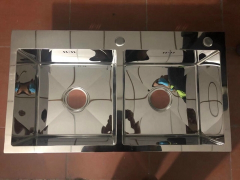 CHẬU RỬA CHÉN 2 HỘC CHUẨN INOX 304 SÁNG BÓNG 8245DT LANKA