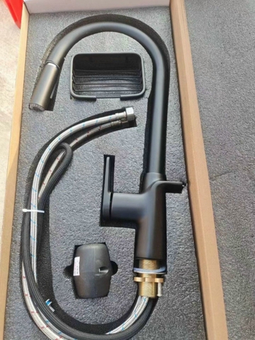 Vòi rửa chén nóng lạnh dây rút đồng sơn tỉnh điện màu đen LANKA VRCNL29