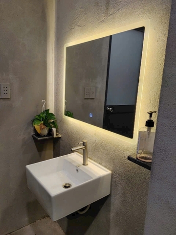 Chậu Lavabo Vuông Treo Tường Lanka LB08