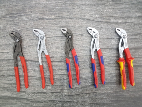 Kìm Nước Knipex Cobra – 4 Điểm Giống Nhau của 5 Sản Phẩm Trong Hình