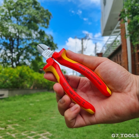 Kìm Cắt Mũi Thon Knipex 70 06 140 Lưỡi Tôi Cứng 62 HRC Chiều Dài 140mm