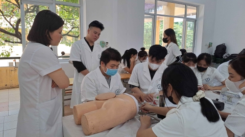 Tại sao ngành y lại là lựa chọn hàng đầu?