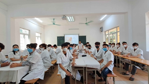 Học Trung Cấp Y Có Thể Tiếp Tục Học Cao Hơn Không?