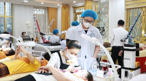 Tìm hiểu về ngành dịch vụ làm đẹp thẩm mỹ sức khỏe có phát triển không, có nên học không?