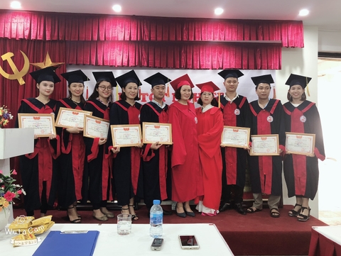 TẠI SAO BẠN NÊN LỰA CHỌN KHOÁ HỌC TẠI TRƯỜNG TRUNG CẤP Y KHOA VIÊT NAM