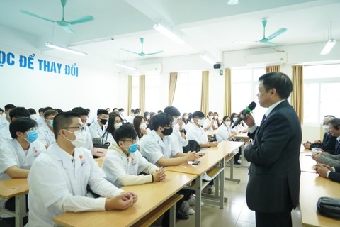 Tìm hiểu nội dung chương trình y khoa đổi mới trong đào tạo nhân lực