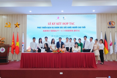 Trường Trung cấp Y khoa Việt Nam ký kết hợp tác, phát triển dịch vụ đào tạo và cung cấp nhân sự chất lượng cao tiêu chuẩn Nhật