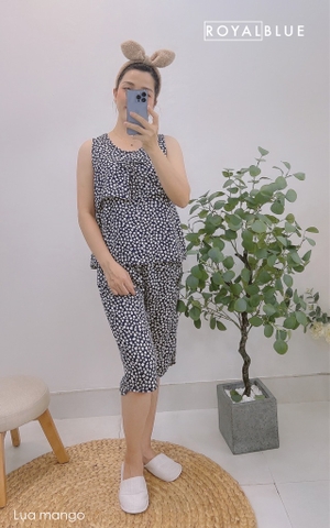 Lủng nơ sát tay đen hoa trắng