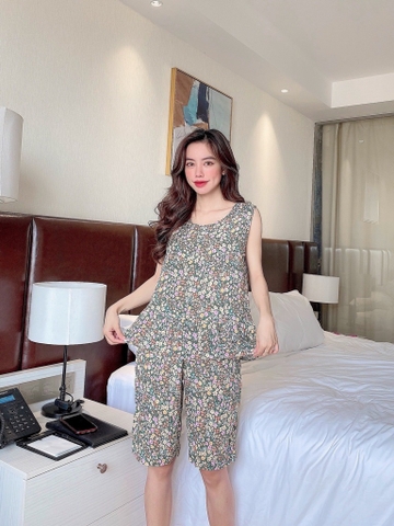 Lửng sát tay xanh rêu hoa