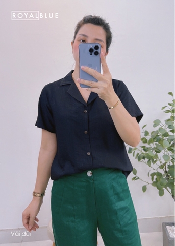 Áo sơ mi tay ngắn đen trơn