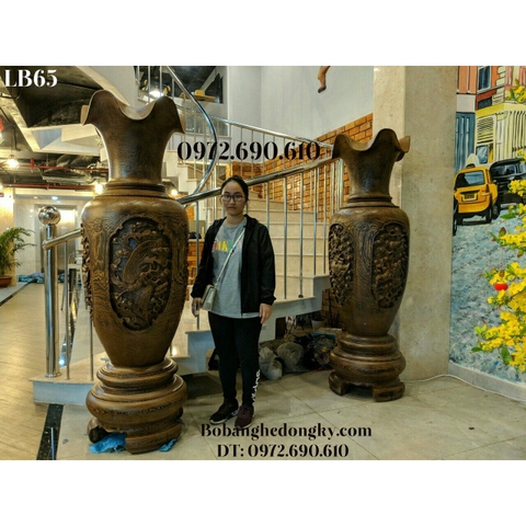 Đại Gia Chi 100 Triệu Mua Lọ Lộc Bình Gỗ Mun Cao 2m Nặng 2 Tấn LB65