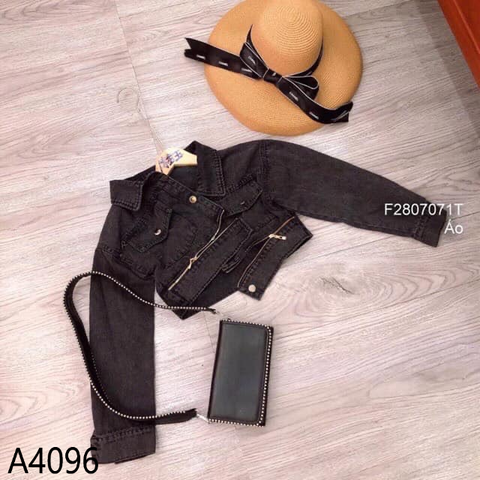 Áo khoác jean ngắn dây kéo đen A4096