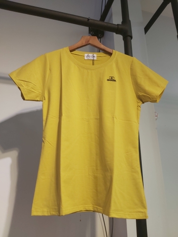 Áo thun nữ chanel nhỏ vàng A2024