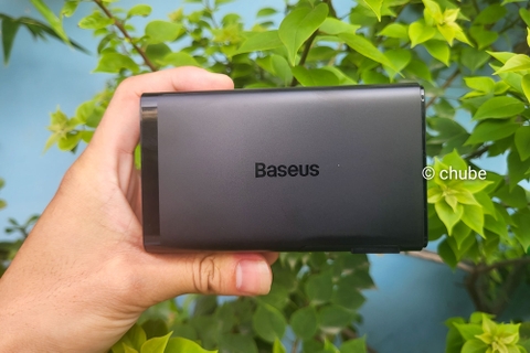 Trên tay Sạc dự phòng kiêm củ sạc, 2 trong 1 Baseus GaN3 87W