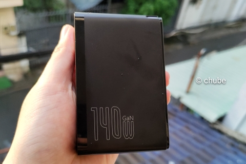 Trên tay combo sạc nhanh Baseus GaN5 Pro 140W PD3.1