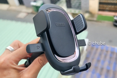 Trên tay Giá đỡ điện thoại ô tô Baseus UltraControl Pro