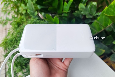 Trên Tay Sạc Dự Phòng 20W Baseus Bipow2 Kèm Cáp Tiện Lợi