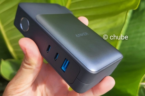 Trên Tay Sạc Laptop Type C Kiêm  Pin Dự Phòng 65W Anker 733