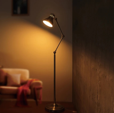 Đèn đứng thân dài 3 khớp nối MotoM MST08