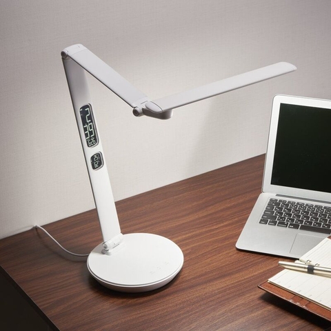 Đèn học để bàn đa khúc xạ giảm tia sáng xanh bảo vệ mắt MotoM GST008