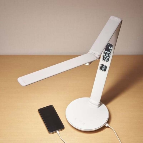 Đèn học để bàn đa khúc xạ giảm tia sáng xanh bảo vệ mắt MotoM GST008