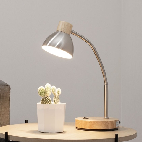 Đèn LED để bàn cổ điển MotoM GS1704