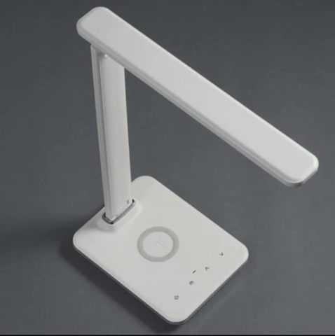 Đèn Led để bàn hỗ trợ sạc không dây MotoM GST006