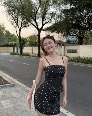 ÁO MOJA ĐEN CHẤM BI