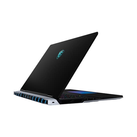 MSI Titan 18 HX - tản nhiệt trái